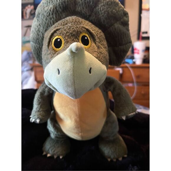 Kohl's Cares Kids Green Triceratops Dinosaur 12 Inches Tall Stuffed Plush Animal - Picture 9 of 10